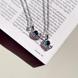 Heliophilia Silver Collar Alien Azul cielo y plata